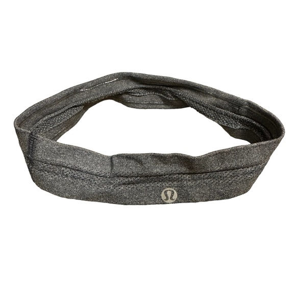 Lot of 4 Vintage Lululemon Handbands EUC - Picture 3 of 5